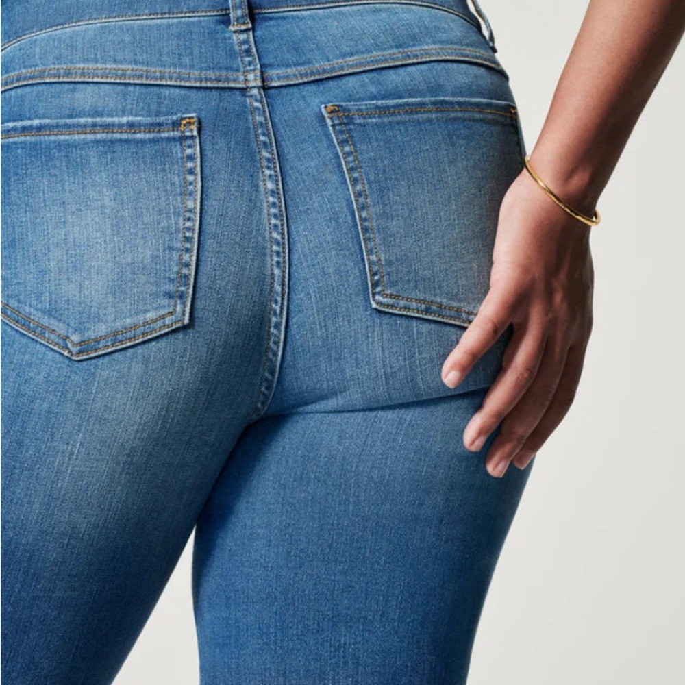 SPANX Women's Ankle Straight Leg Jeans - Vintage Indigo - NWT - Picture 4 of 5